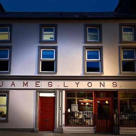 'James Lyons' The Old Main St Ballyhaunis Exteriör bild
